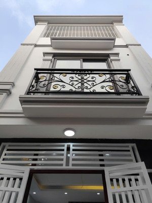 nhà phường chương mỹ, hà nội xây độc lập, hiện đại, thông thoáng ô tô đỗ cách 10m~ 40m2x3t,3pn