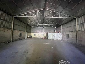 kho xưởng diện tích: 279m² full thổ cư mặt tiền rộng: 13m nhà xưởng xây dựng kiên cố.