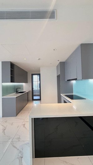 căn hộ 3pn kiều by kita, quận 5. 128m2 trả trước 10 tỷ nhận nhà ngay. lh : kiều oanh