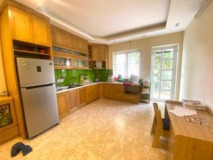 giảm 1,5 tỷ , 23,5 tỷ lô góc xuân thuỷ , kd/vp, cty , 50m2, cách mp 30m