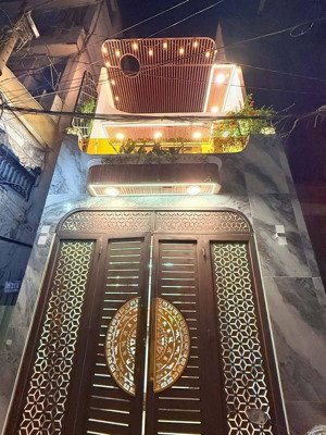 siêu phẩm cạnh aeon mall tân phú - 65m2 - 2 tầng còn mới ở ngay - hẻm xe hơi - sổ hồng riêng.