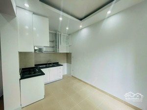 cực hiếm, bán gấp căn hộ 70m2, 2 ngủ 2wc khu thấp tầng sudico. giá tốt. lh: 