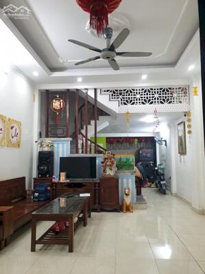 BÁN NHÀ ĐẸP 1.89 TỶ 2.5 TẦNG 51M2 ( TÂY NAM ) NGÕ VĨNH TRƯỜNG