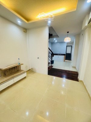 không kiếm được đâu căn thứ 2 - ngay quận 1 (cũ) - nhà đẹp nguyễn cảnh chân - 3tầng - 3pn - 8.1 t