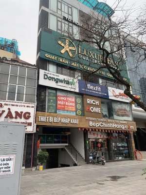 cho thuê nhà mặt phố nguyễn trãi 100m2x2 tầng- ngang 12m