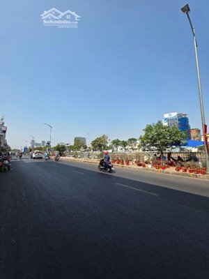 mặt tiền kd quận 8, bình đông, 3 tầng, đường nhựa 20m, 4x25m, chỉ 8,3 tỷ