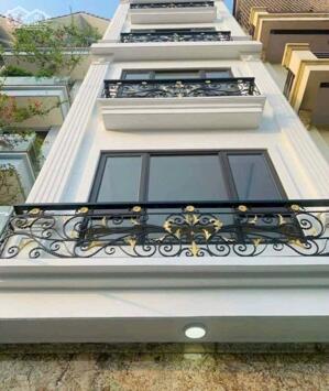 BÁN GẤP NHÀ BA ĐÌNH GIÁP RANH TÂY HỒ, HOÀN KIẾM MỚI KOONG THANG MÁY FULL NỘI THẤT 57M X 5 TẦNG MT 5M 11,5 TỶ.