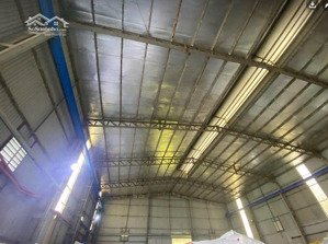 cho thuê kho hơn 5000m ngay thanh trì gần bến xe nước ngầm cont đỗ cửa, có xuất vat