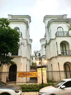 chuyển nhượng biệt thự song lập sao biển 16-15, 77.4m2 giá 34 tỷ.