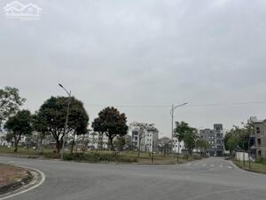 Bán lô đất mặt phố KDC Trần Hưng Đạo, ph Ngọc Châu, TP HD, 101.25m2, mt 5m, đường 17.5m