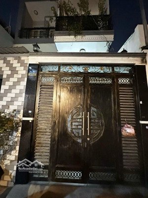 nhà chính chủ bán hẻm 6m tân bình đường cách mạng tháng tám