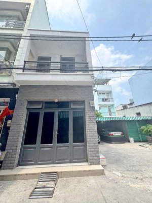 nhà 2 tầng hẻm 6m đường số 4 gần ngã tư bốn xã, 49m (4x13), đang cho thuê 6tr/th, giá 5.39 tỷ