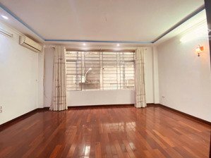 cho thuê văn phòng tại nguyễn thị định, 35m2, giá 5 triệu/1 tháng. phòng đẹp xuất sắc