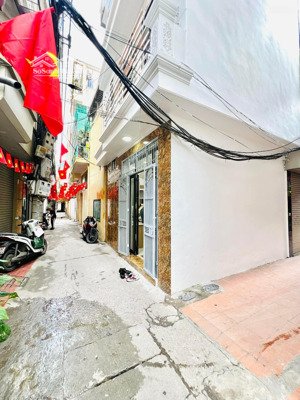 thịnh liệt 25m lô góc, gần ô tô, 3 gác đỗ cửa, vài bước ra ô tô tránh, vị trí cực đẹp chỉ 6x tỷ