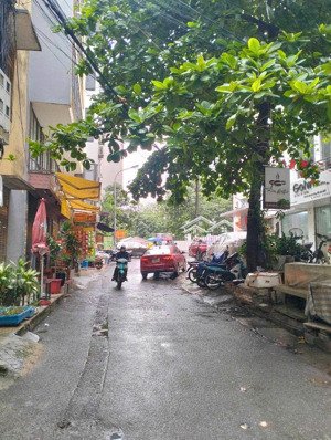 bán nhà dòng tiền hồ tùng mậu 10 phòng rộng thu 780 triệu/năm 2 thoáng