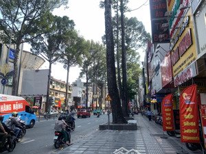 nhà mặt tiền đường 3 tháng 2, kinh doanh spa, bệnh viện, điện thoại đỉnh, dt 130m2 ngang 7m, c56 tỷ