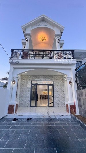 nhà mới đẹp mê đúc mái ngói mặt đường hương lộ 45 diên phú (xã diên điền mới) giá chỉ 3tỷ290