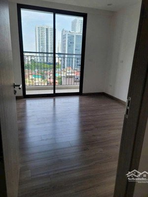 chính chủ bán căn 08 dt 78,3m2(3pn 2vs) tại dự án 33 lê văn lương l/h: 