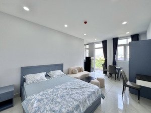 cho thuê căn hộ bình thạnh,35m2 full nội thất ban công ,có máy giặt riêng ,ngay đại học văn lang