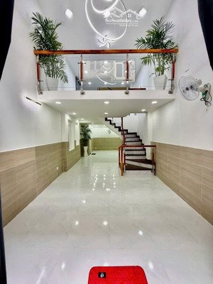 nhà bán 4 tầng hẻm 44 phạm văn hai, sát mặt tiền..dt 3,8x11 nở 4,85