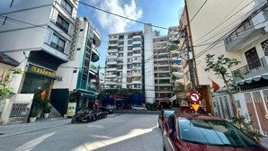 [ nhà 2 tầng nguyễn thiện thuật _ phố tây sầm uất ] hẻm ô tô thoải mái. giá : 18 tỷ