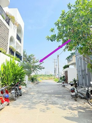 bán lô đất việt nhân nguyễn xiển 64m ngang 9m cực đẹp thoáng