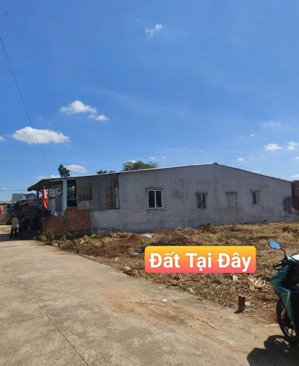 bán nhanh 420m2( 10x42), đất tphcm mặt tiền, sát bên trường học chuyên, sổ hồng riêng giá 700tr
