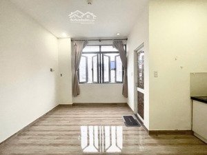 cho thuê cc mini đẹp tại trần hữu trang có thang máy điện nước nhà nước, giá tốt 4,8 triệu, 25m2