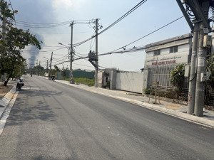 chính chủ bán đất đã có nhà xưởng 2 mặt tiền giáp nhị bình 15
