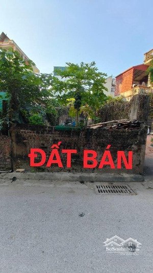 ô tô tránh ngõ bàn cờ trung tâm giang biên 54m2 giá nhỉnh 9 tỷ. dân cư đông đúc. tiện ích bạt ngàn