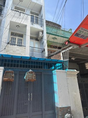 cho thuê nhà riêng hẻm 229, bùi thị xuân, 15 triệu, 100m2, 4pn, 3wc giá ưu đãi