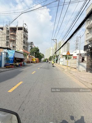 đất 316m2 full thổ cư ngang 12m bề thế - tiện xây chdv cách ga metro 200m - hẻm xe tải thông