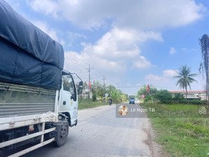 đất mặt tiền 825 diện tích 5x22,5m giá 800tr