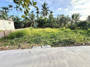 - bán lô đất tại an toàn, hòa nghĩa - dương kinh. còn một lô duy nhất