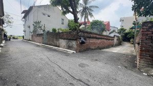 chính chủ bán lô góc 2 mặt tiền full thổ cư dt 115m2 bìa làng yên nhân-tiền phong giá rẻ bất ngờ