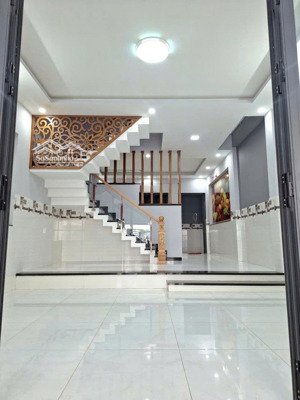 bán gấp nhà 3 tầng linh đông 112m2 sát vành đai 2 ngang gần 6m hẻm xe hơi 7.5 tỷ gần phạm văn đồng