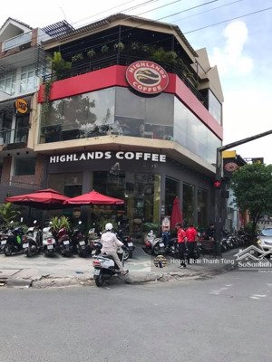 góc 2mt võ thị sáu, quận 1 - 10x18m - 3 tầng - hđ thuê 120 triệu/tháng - giá 45 tỷ