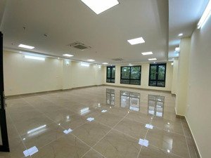 cho thuê toà nhà nguyên căn đầy đủ pccc, gpxd mặt phố hà cầu. dt 130m x 7 nổi 1 hầm. giá 100tr.