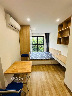 ccmn studio ở nguyễn ngọc vũ - trung hoà, ngay sát láng hạ, lê văn lương, láng thuận tiện đi lại