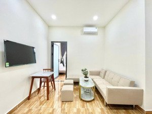 cho thuê căn hộ 2pn mới tại nguyễn văn thương, đầy đủ nội thất cơ bản, thoáng mát