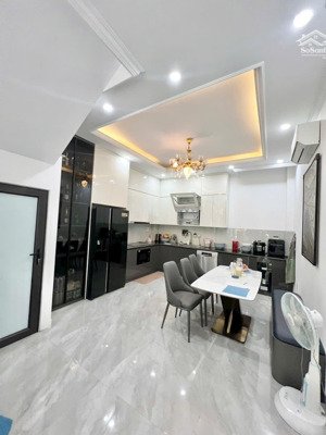 căn 4 tầng full nội thất xịn sò cực đẹp kđt him lam hùng vương, hồng bàng, hải phòng. chỉ: 4,95 tỷ
