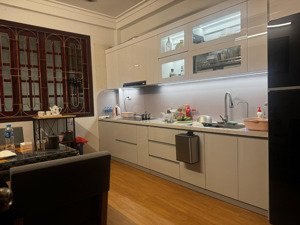 bán nhà đẹp đường âu cơ, tây hồ. vị trí đẹp, không còn nhà bán