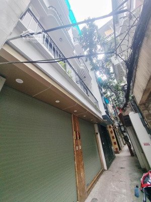 bán nhà riêng tại văn cao, hà nội, 16,8 tỷ, 43 m2, view đẹp , nhà hiếm ,10 m ra phố,