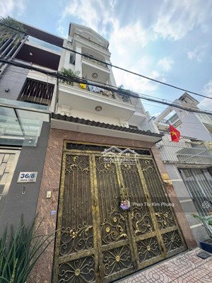 nhà mới xây -có thang máy đường trần tấn 4x19m lửng 3 lầu sân thượng giá 11.5 tỷ