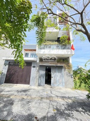 bán nhà 2 tầng đường lê long vân p.long tân bà rịa ( cũ) 115m2 giá 5 tỷ 400