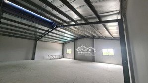 bán kho giá rẻ 1000m2 xã lê minh xuân bình chánh