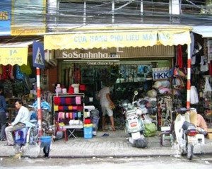 cho thuê nhà mặt phố hàng bồ - ngay ngã tư với bát đàn, 90m² x 2t, mt 3,5m, vị trí siêu đẹp phố cổ