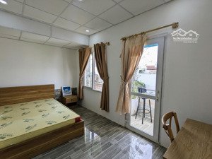 cho thuê phòng 01 pn balcon thoáng gần đh văn lang gigamall