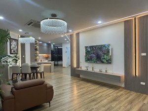 bán căn hộ 17t4 hoàng đạo thuý 3pn 115m full nội thất ở ngay