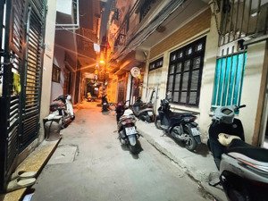 tt đống đa- gần bệnh viện phương mai 36m 5 tầng 6mt giá 8.6 tỷngõ nông gần phố- mặt tiền bề thế